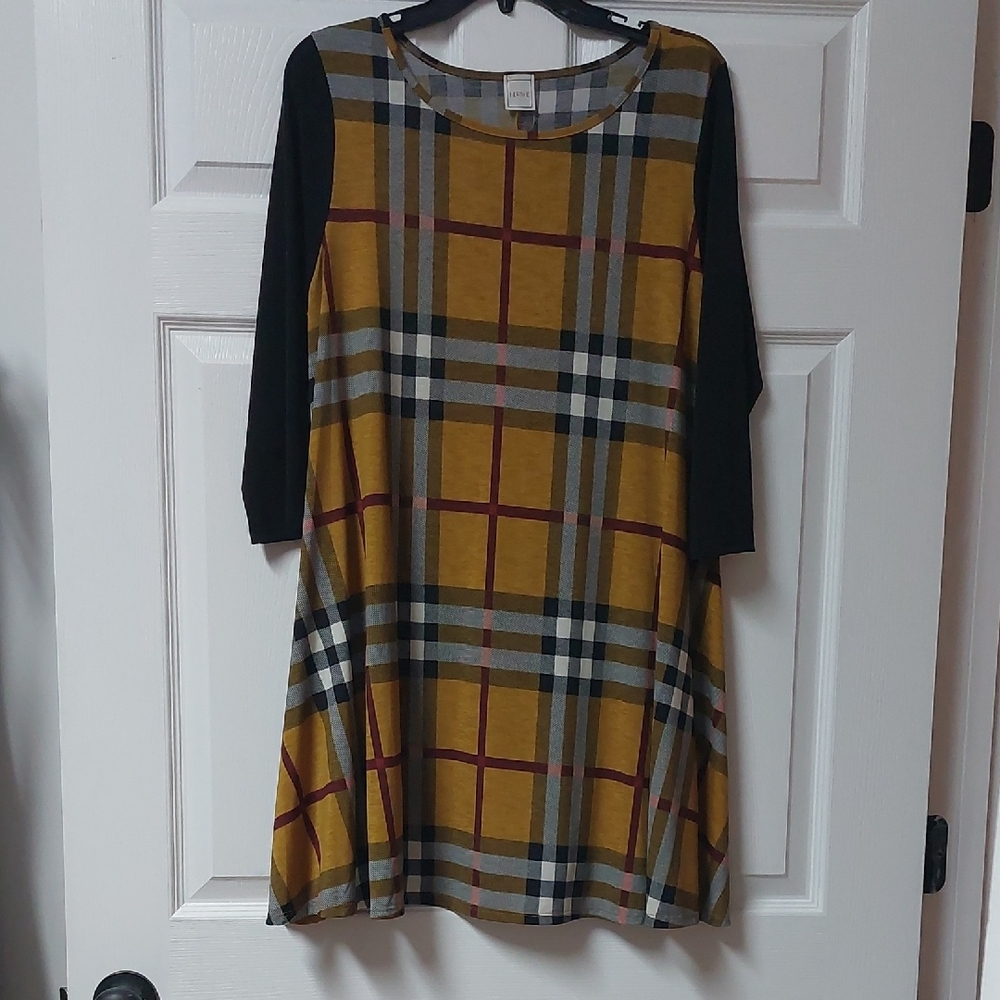 Hershe Mustard Plaid Dress with Black Sleeves With Pockets